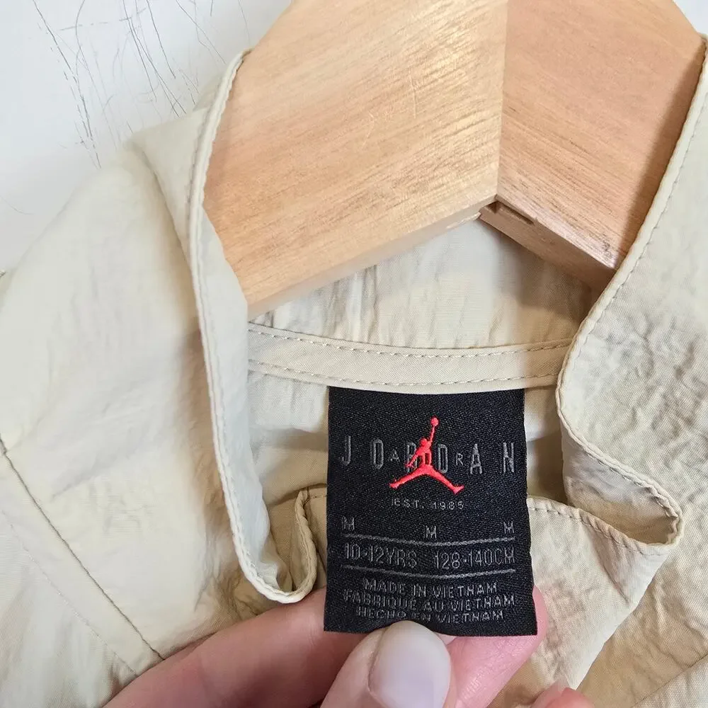 Jordan Girls Size M/10-12 Jumpman Woven Taping Jacket Windbreaker Legend Brown